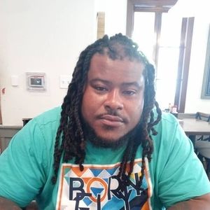 Meet your Posher, Johnell